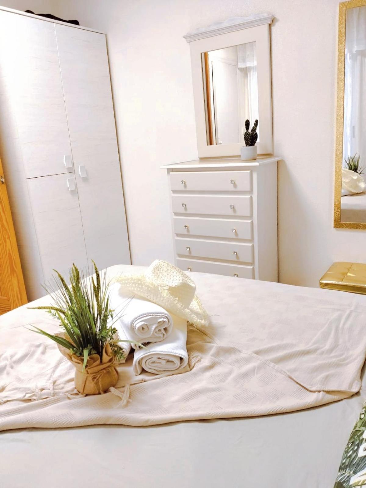 Pink Catia Coqueto Piso Playa Del Cura Διαμέρισμα Τορεβιέχα Δωμάτιο φωτογραφία